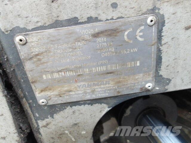 Yanmar Vio25-4 小型挖掘机