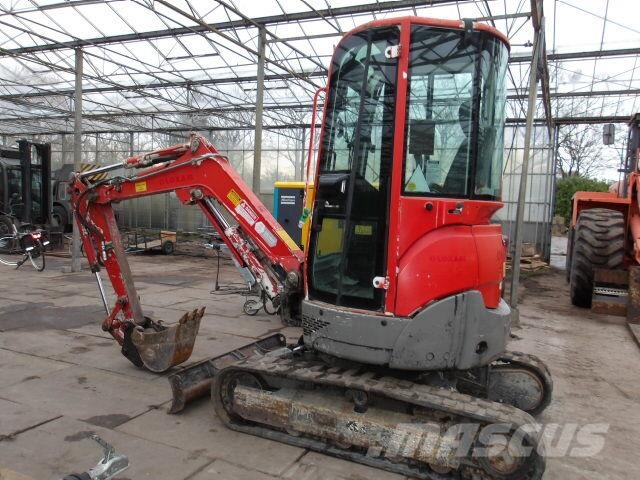 Yanmar Vio25-4 小型挖掘机