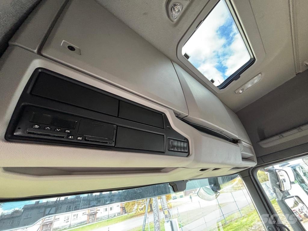 Scania R520 6x2 EURO6 + RETARDER + WB3150mm Cavalos mecânicos