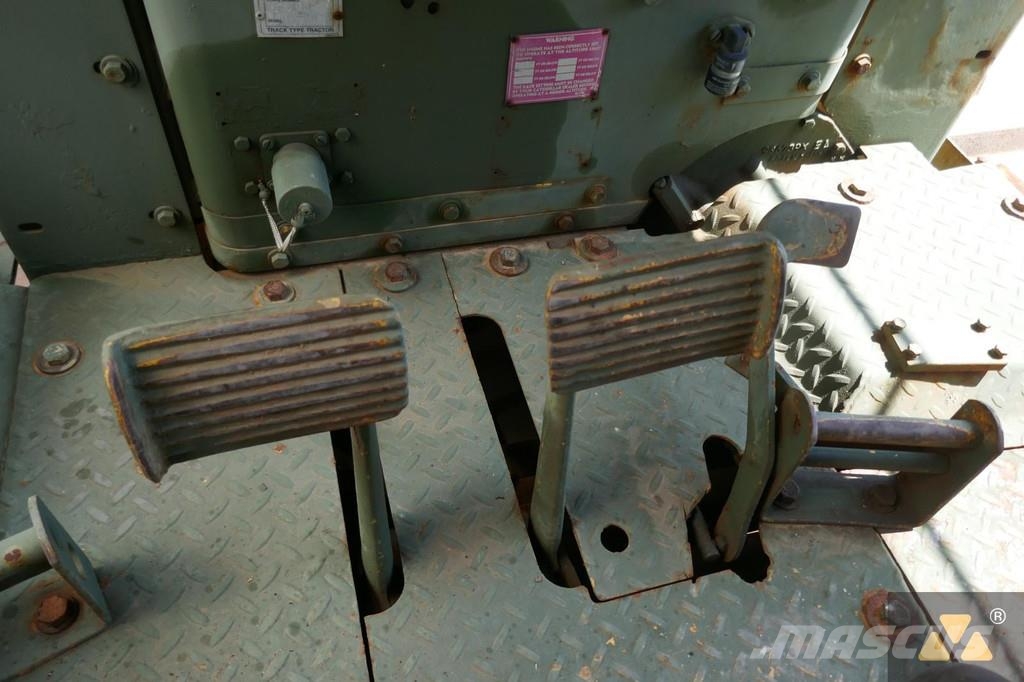 CAT D7F Ex-army 크롤러 도저
