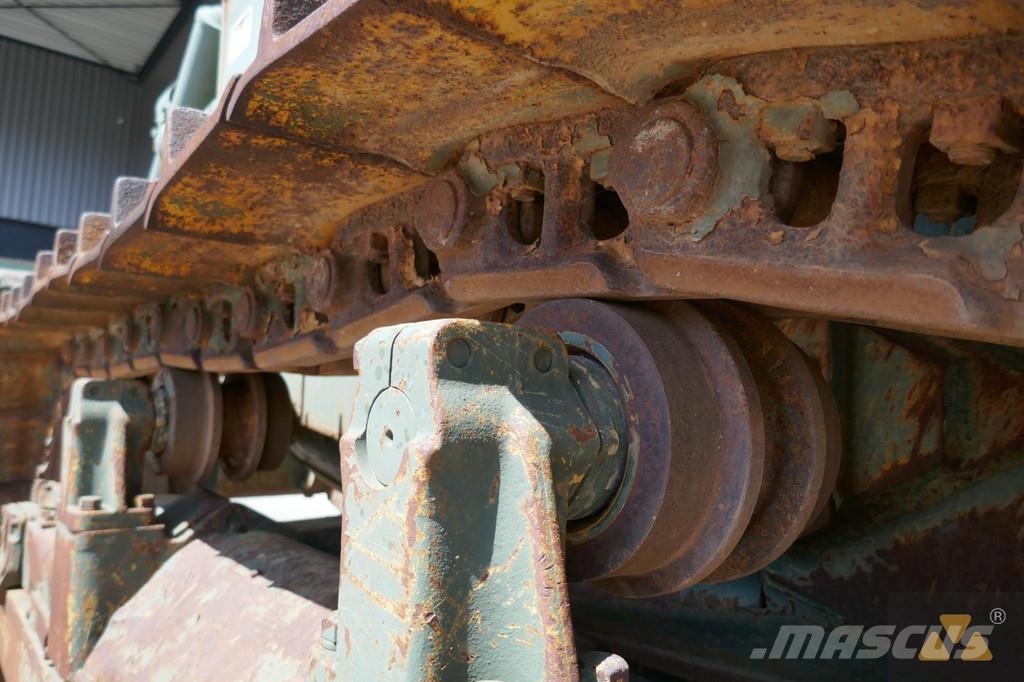 CAT D7F Ex-army Buldožeri guseničari