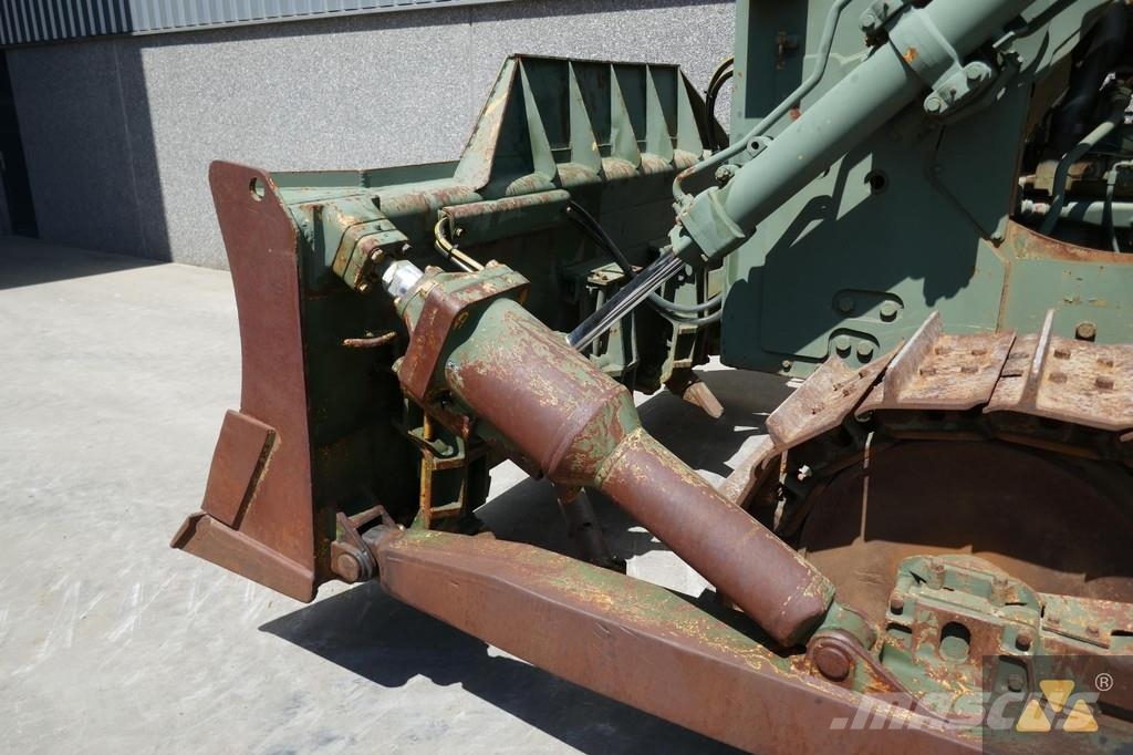 CAT D7F Ex-army 크롤러 도저