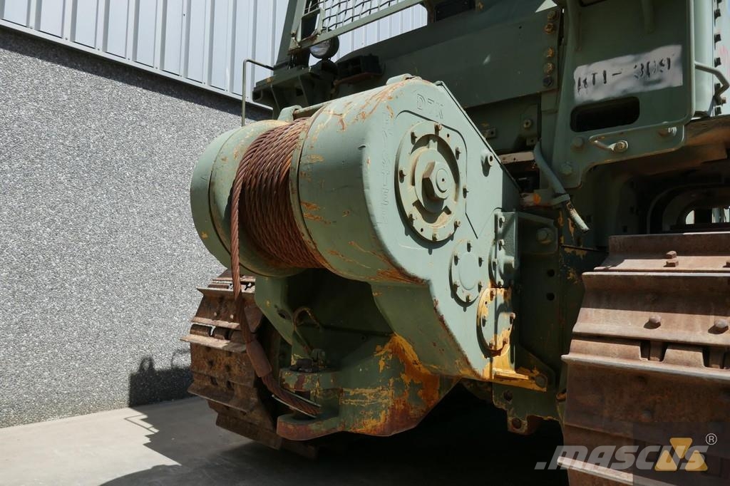 CAT D7F Ex-army 크롤러 도저