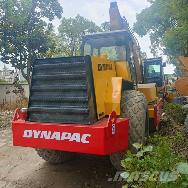 Dynapac CA 251 D Rodillos de un solo tambor