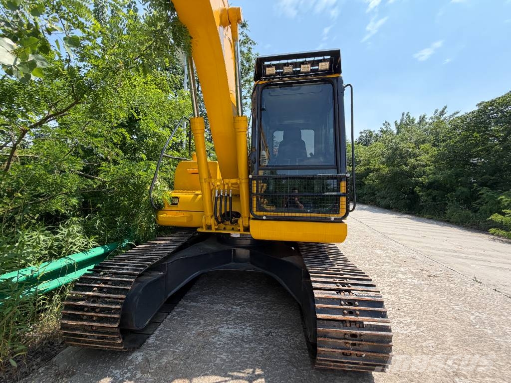 Komatsu PC 130-7 중형굴삭기 7톤-28톤