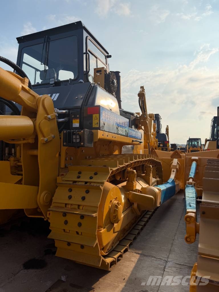 Shantui SD 32   Plenty of bulldozers for choose Dozere Beltegående