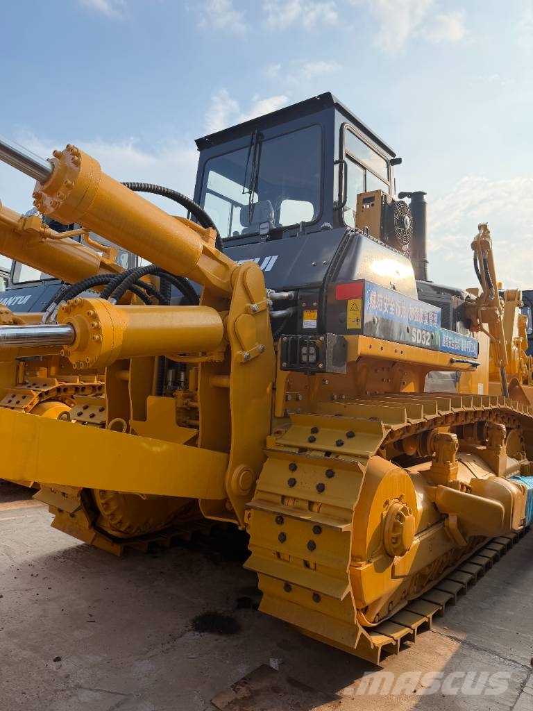 Shantui SD 32   Plenty of bulldozers for choose Dozere Beltegående