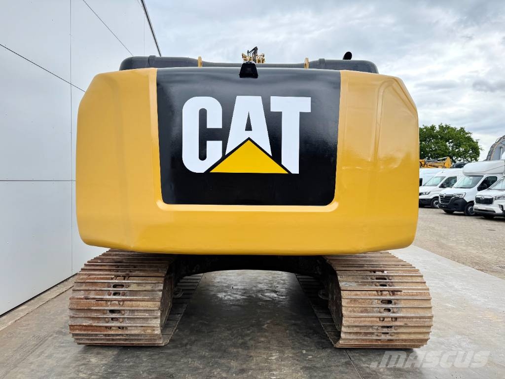 CAT 320FL - New Bucket / Hammer Lines / Camera Верижен екскаватор