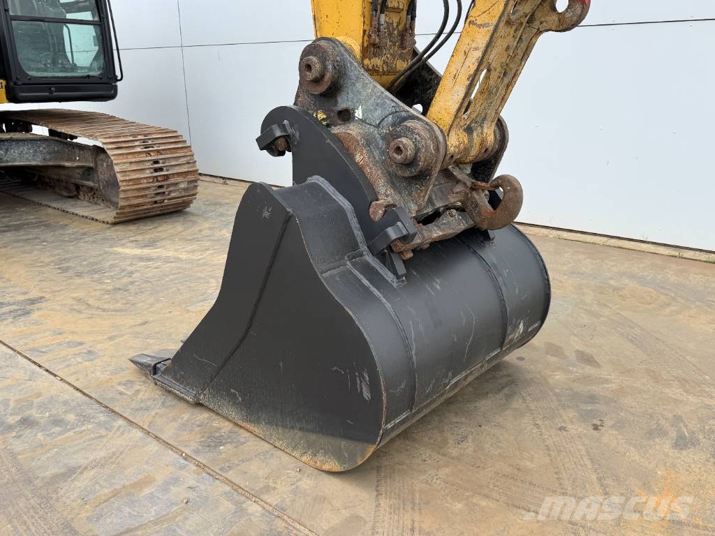CAT 320FL - New Bucket / Hammer Lines / Camera Верижен екскаватор