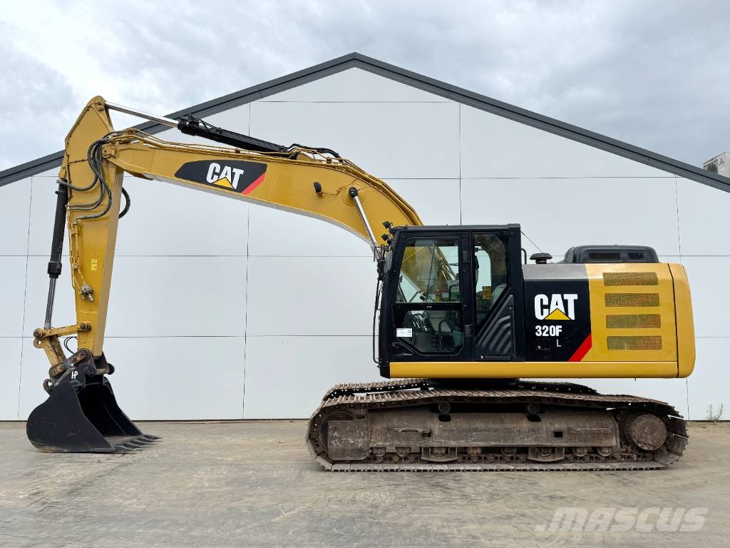 CAT 320FL - New Bucket / Hammer Lines / Camera Верижен екскаватор