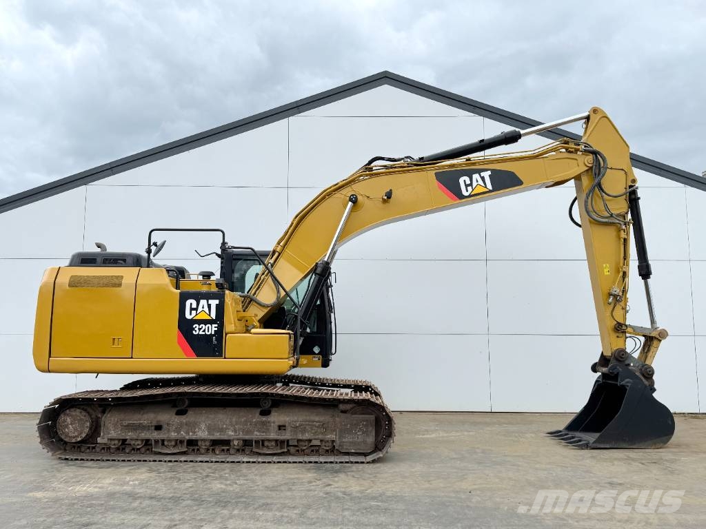 CAT 320FL - New Bucket / Hammer Lines / Camera Верижен екскаватор
