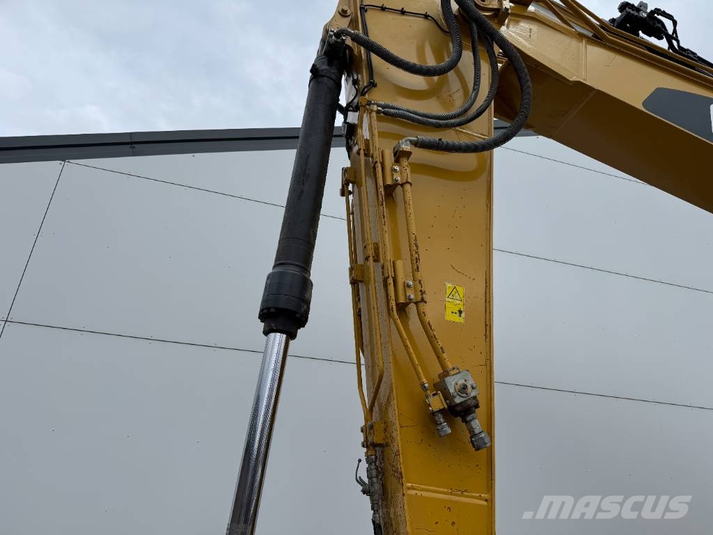 CAT 320FL - New Bucket / Hammer Lines / Camera Верижен екскаватор