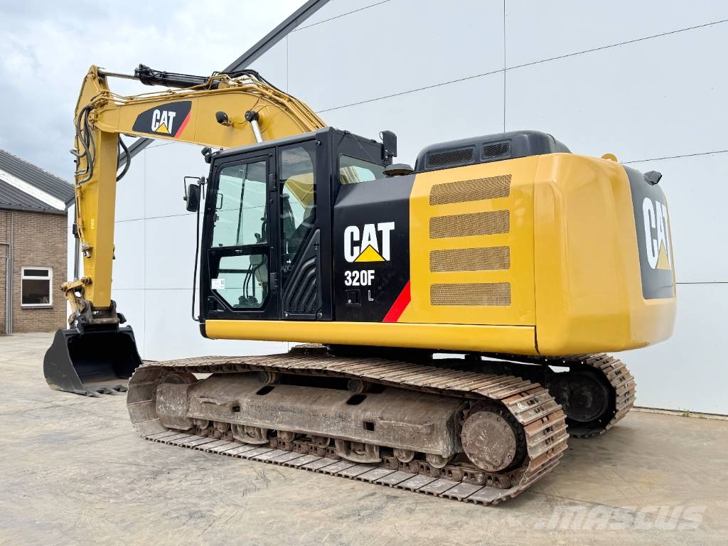 CAT 320FL - New Bucket / Hammer Lines / Camera Верижен екскаватор