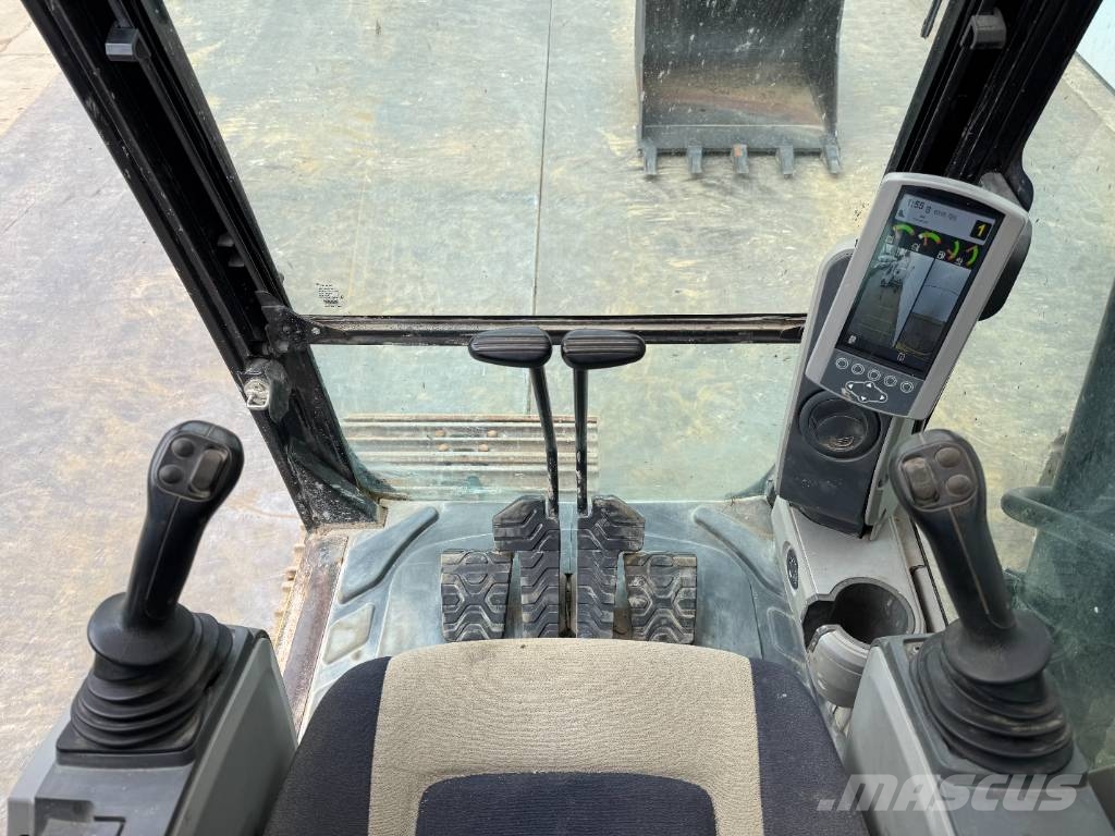 CAT 320FL - New Bucket / Hammer Lines / Camera Верижен екскаватор