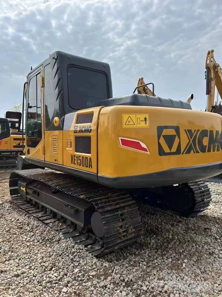 XCMG XE 150 D Midi excavators 7t - 12t