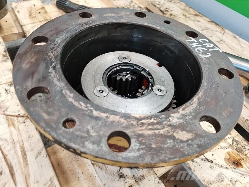 CAT TH 62 {portal axle Clark-Hurth} Коробка передач