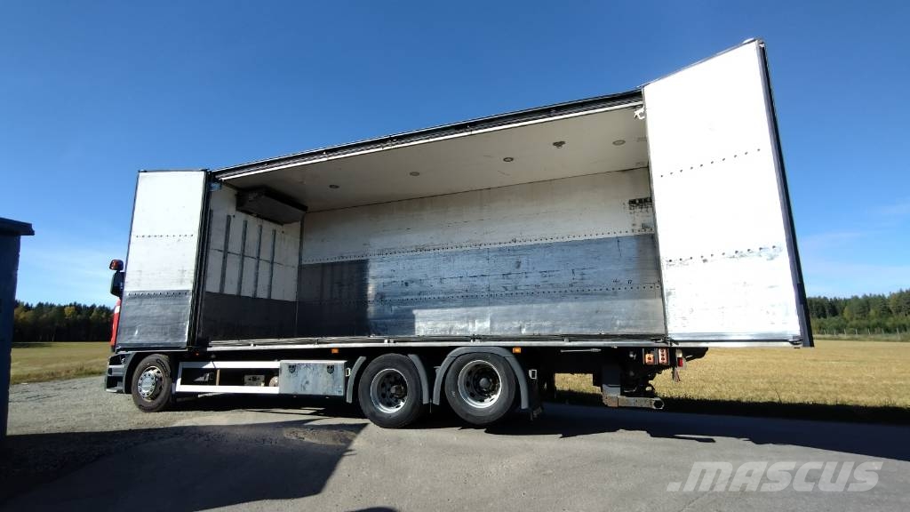 Scania R490 6x2 kokosivuauk. Kori+Pl thermo king kone Tovornjaki zabojniki