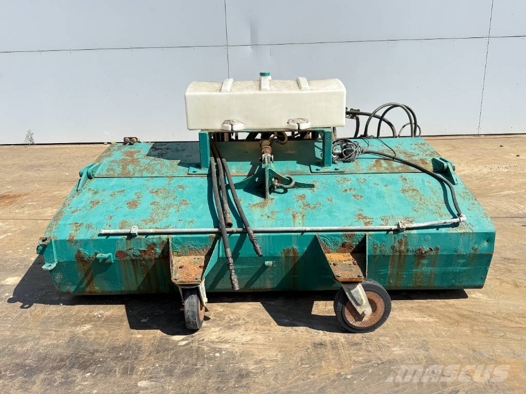 SMB UKM 2.5 - Sweeper / Kehrmaschine / Veegmachine كناسات