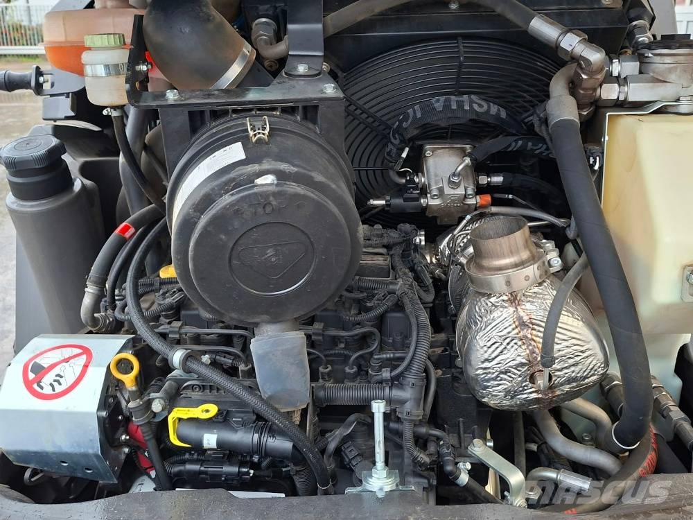 Hitachi ZW 75-6 Liukuohjatut kuormaajat