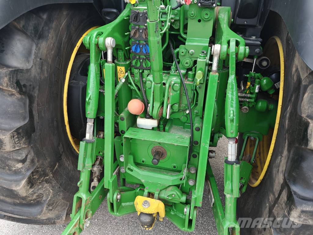 John Deere 6R 215 Tractores