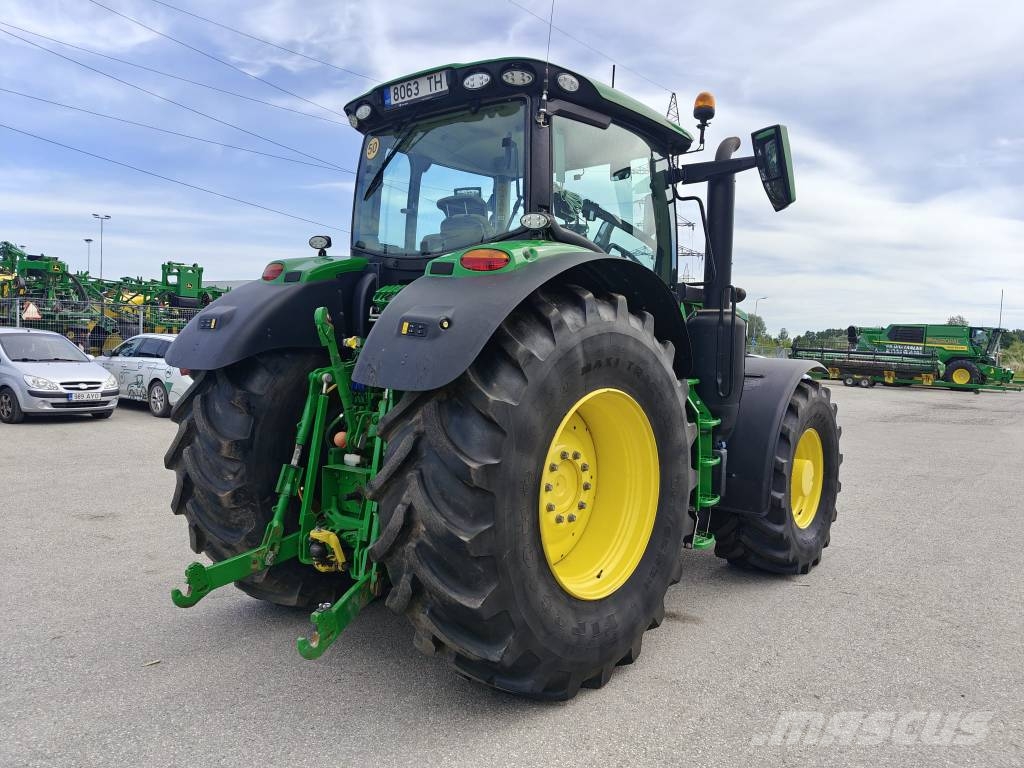 John Deere 6R 215 Tractores