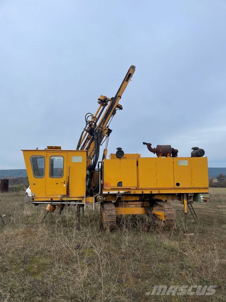 HBM 80R DR + Ausrüstung Kita požeminė įranga