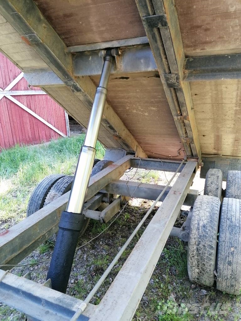 Perävaunu n. 10m3 Graudu pārkraušanas piekabes