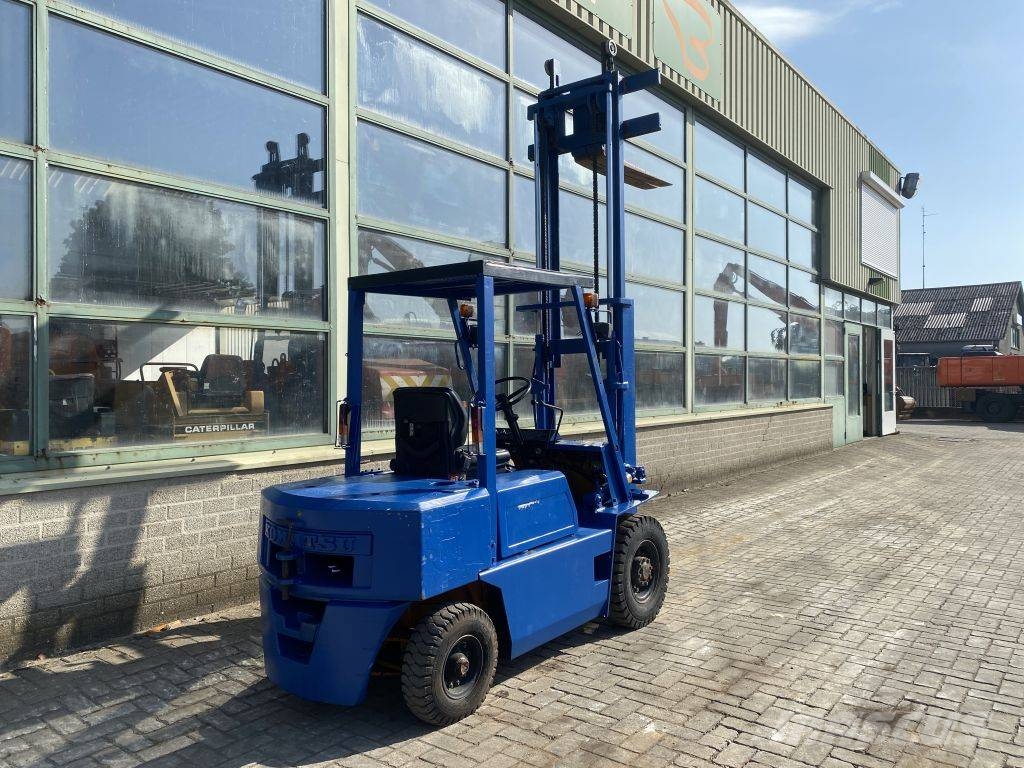 Komatsu FD 28-10 Diesel forklifts