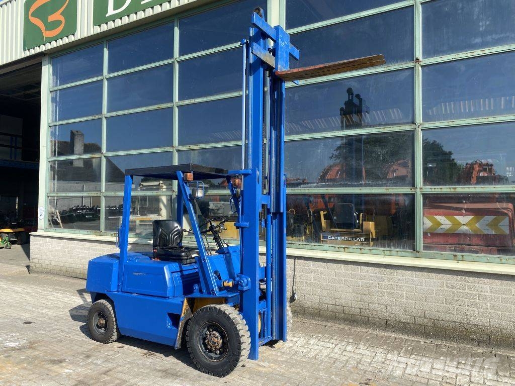 Komatsu FD 28-10 Diesel forklifts