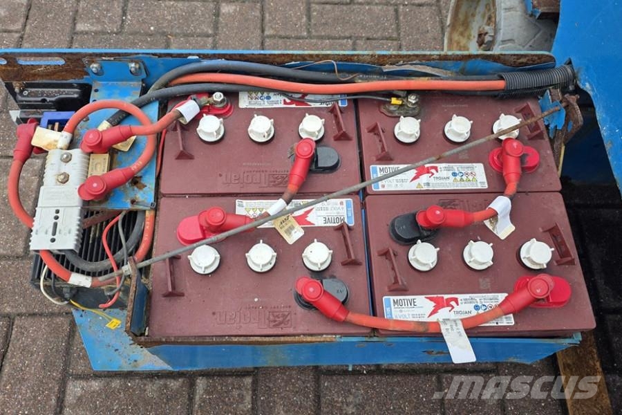 Genie GS1932 Electric, Working Height 7.8 m, 227kg Capac Škaraste platforme