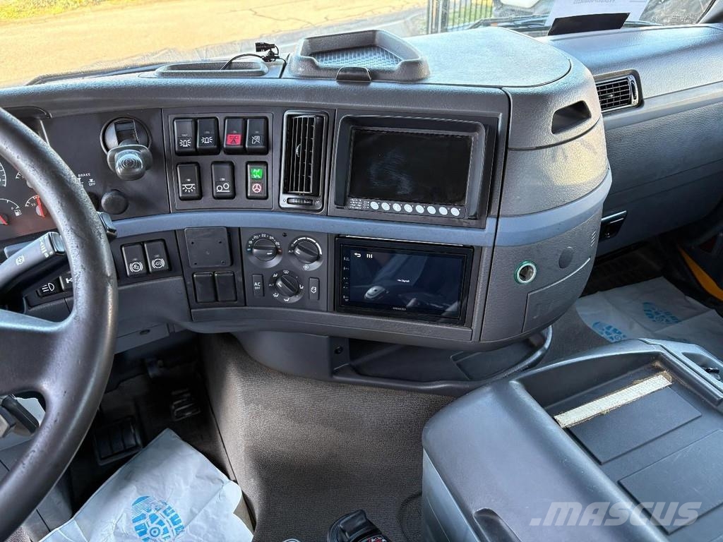 Volvo FH 400 + HIAB 377EP-5 HIPRO + 8X2 STEERING + EURO 훅 리프트 트럭