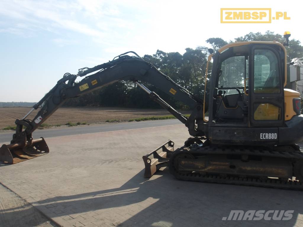 Volvo ECR 88 D Midi bageri 7t – 12t