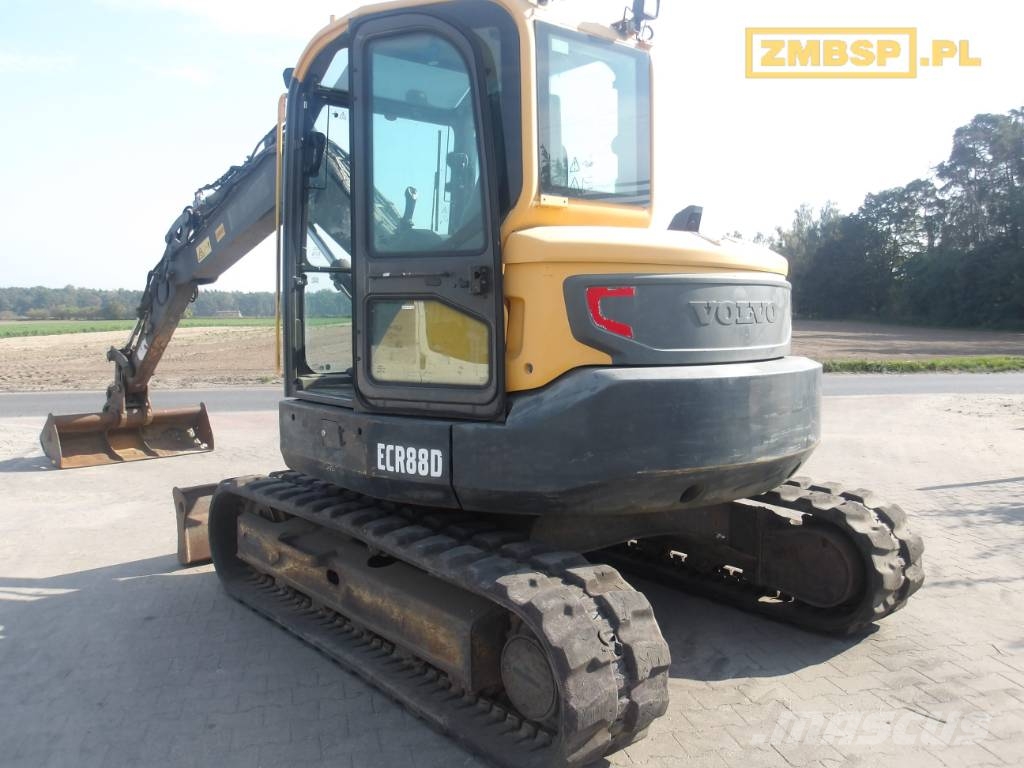 Volvo ECR 88 D Midi bageri 7t – 12t