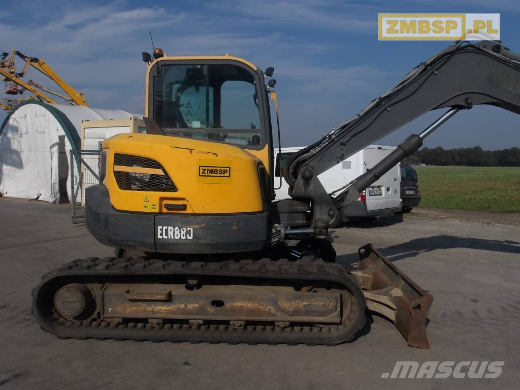 Volvo ECR 88 D Midi bageri 7t – 12t