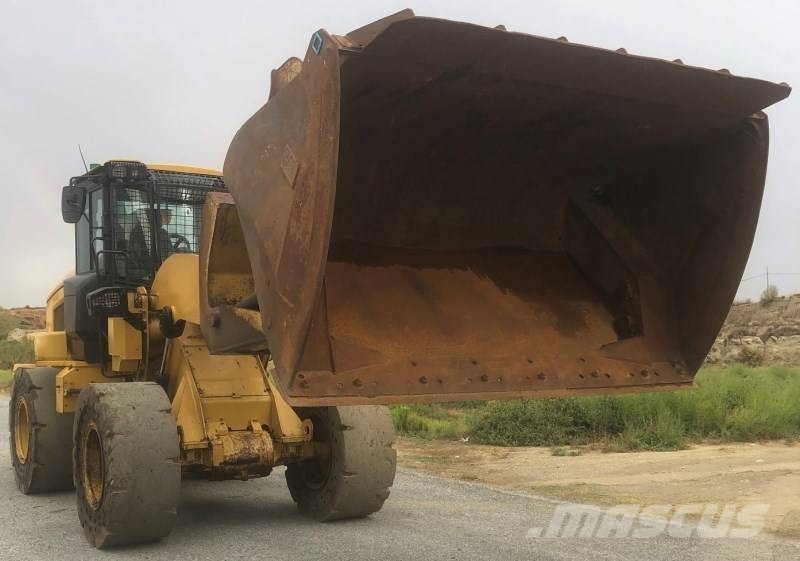 CAT 926M Wheel loaders