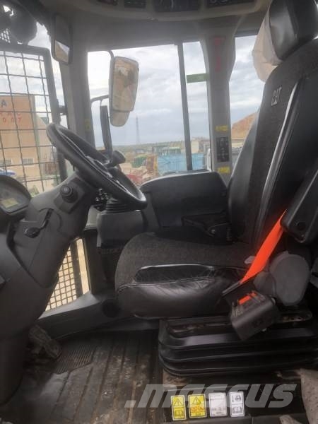 CAT 926M Wheel loaders
