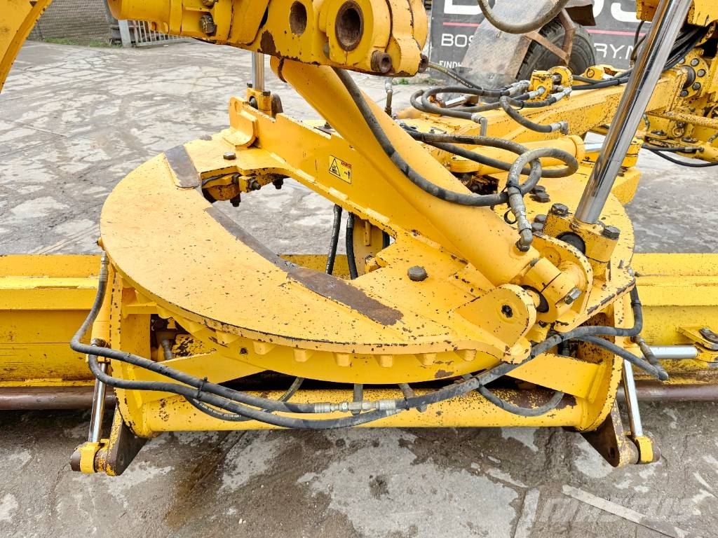 Volvo G970 - 5.5 Meter Blade / EPA Certified Grader