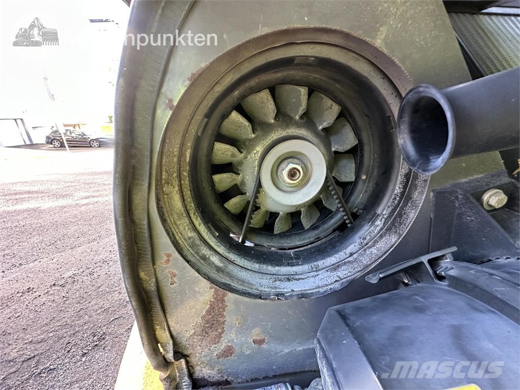 Volvo L32Z Kolesni nakladalci