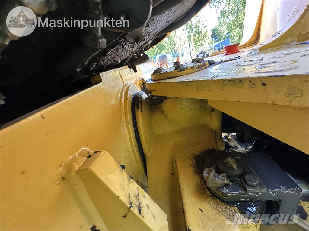 Volvo L32Z Kolesni nakladalci