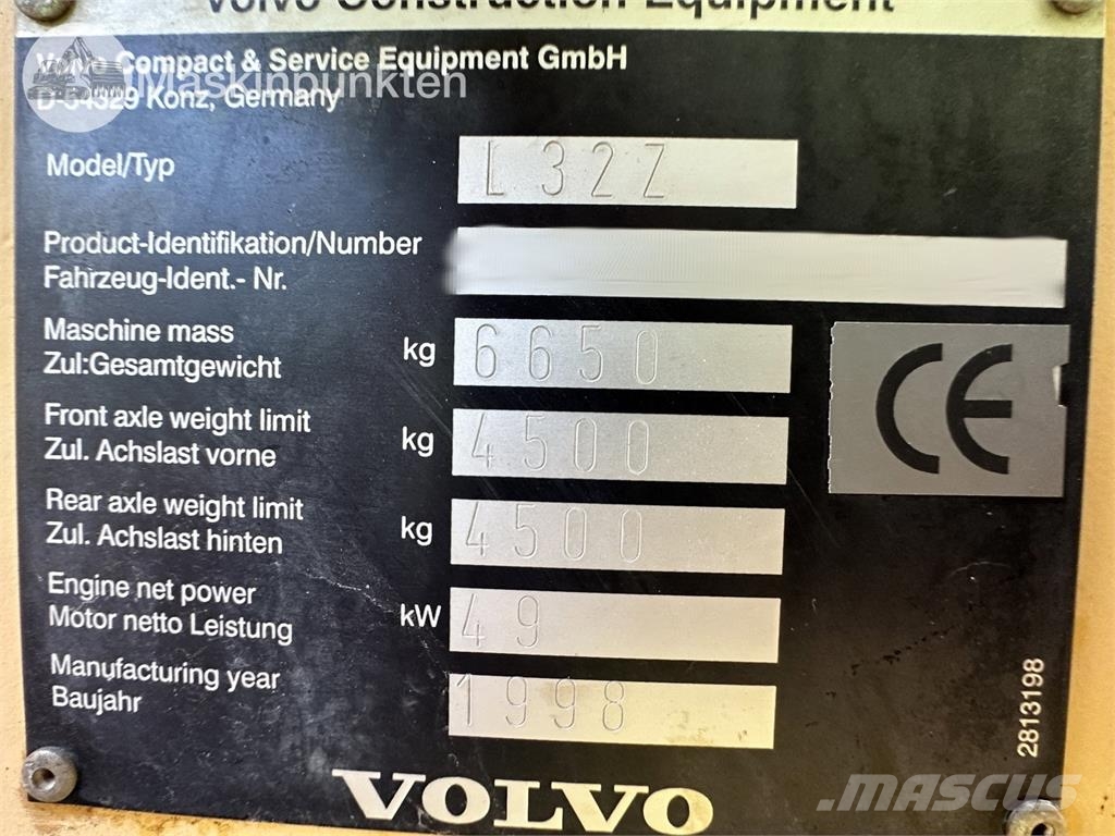 Volvo L32Z Kolesni nakladalci