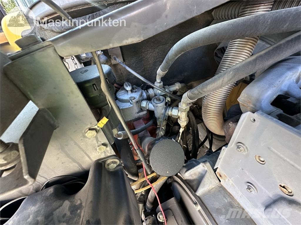 Volvo L32Z Kolesni nakladalci