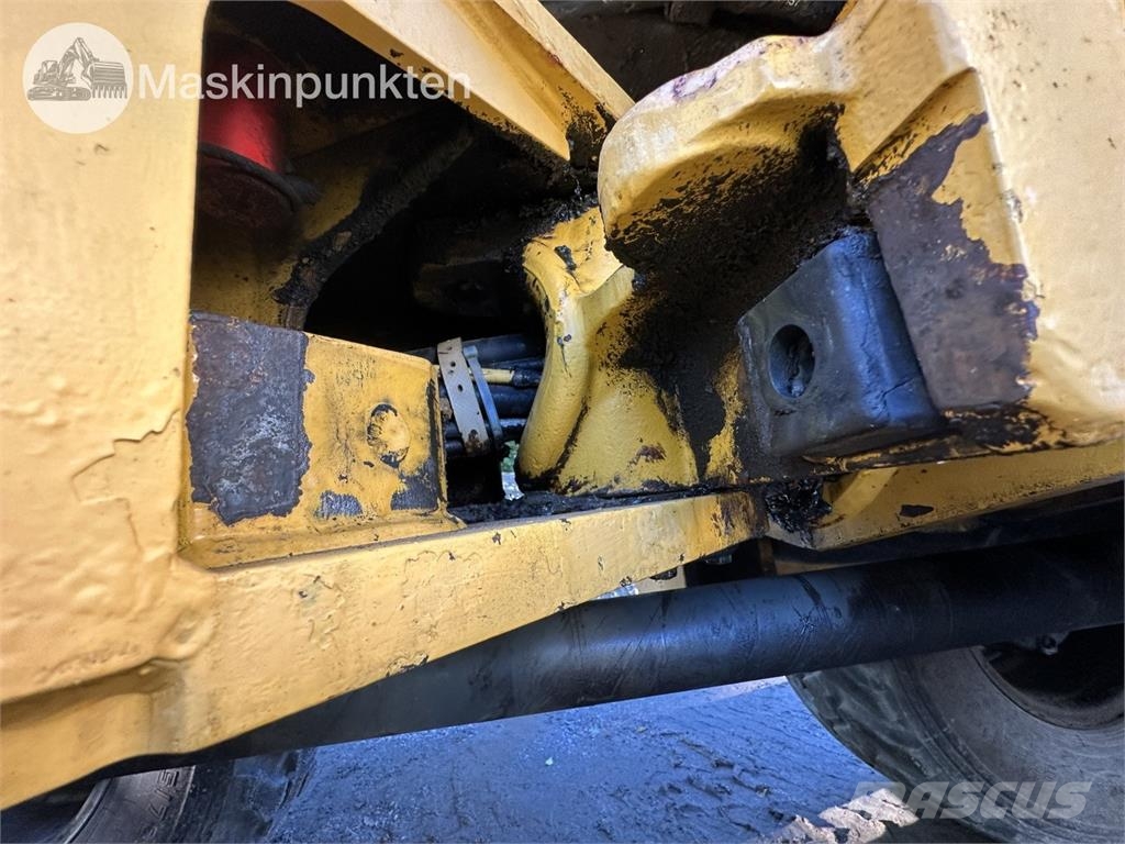 Volvo L32Z Kolesni nakladalci