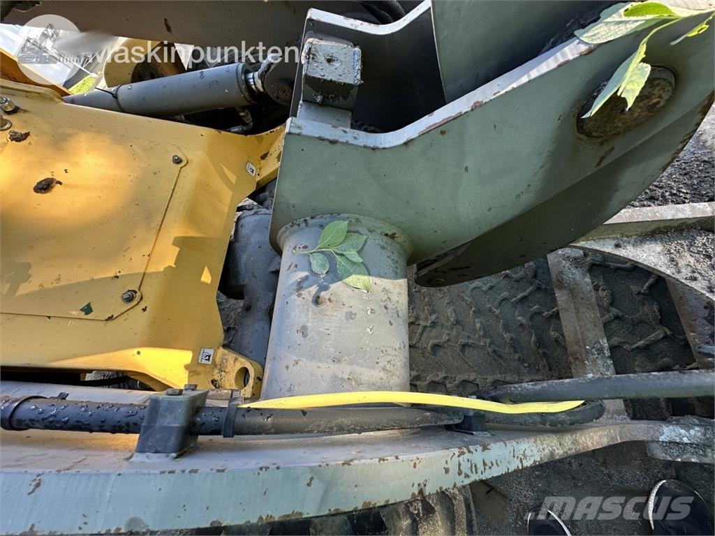 Volvo L32Z Kolesni nakladalci