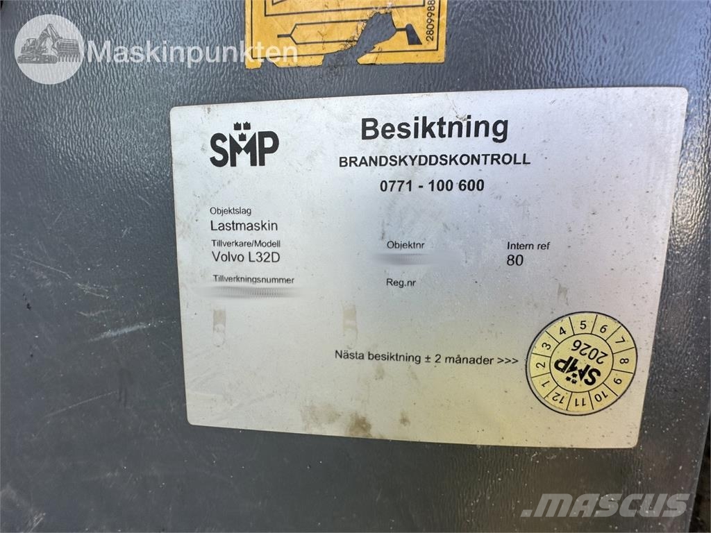 Volvo L32Z Kolesni nakladalci