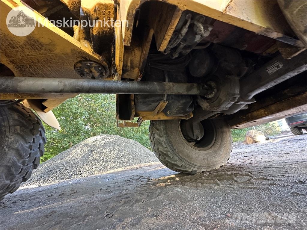Volvo L32Z Kolesni nakladalci