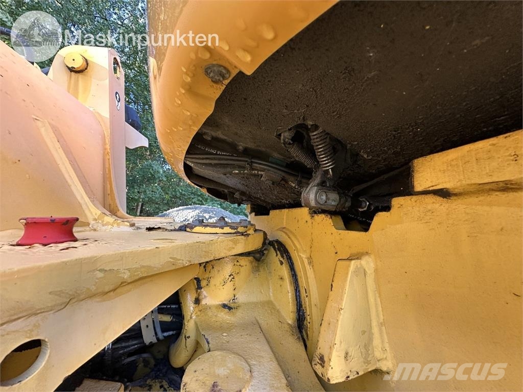 Volvo L32Z Kolesni nakladalci