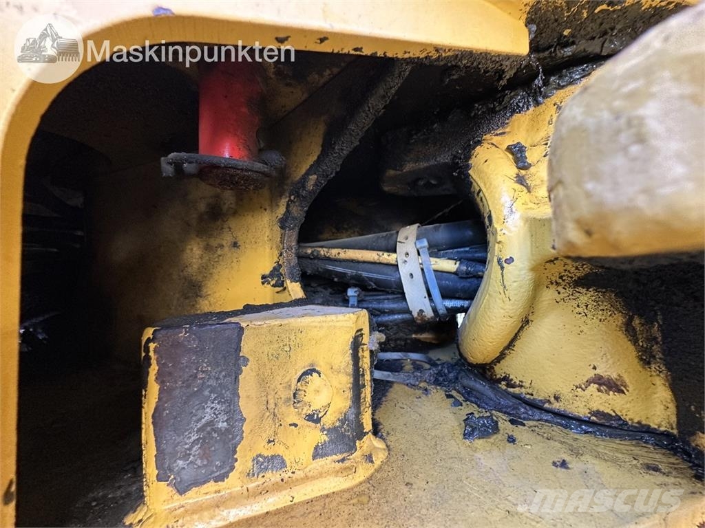 Volvo L32Z Kolesni nakladalci