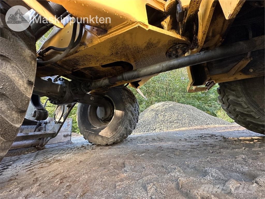 Volvo L32Z Kolesni nakladalci