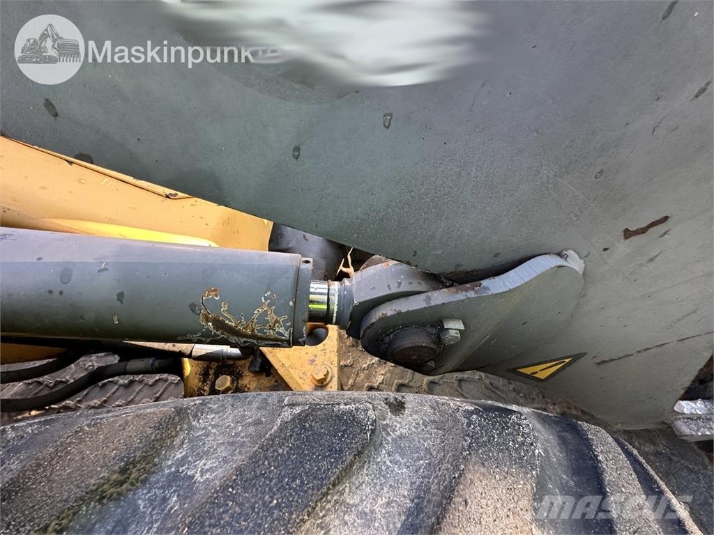 Volvo L32Z Kolesni nakladalci