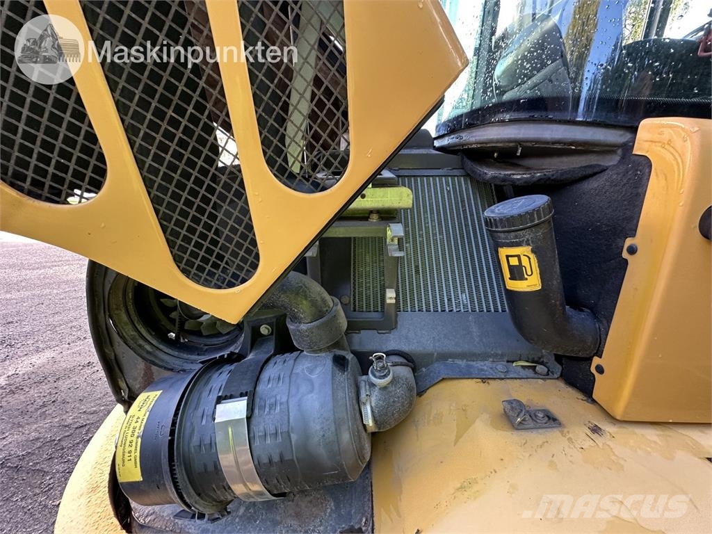 Volvo L32Z Kolesni nakladalci